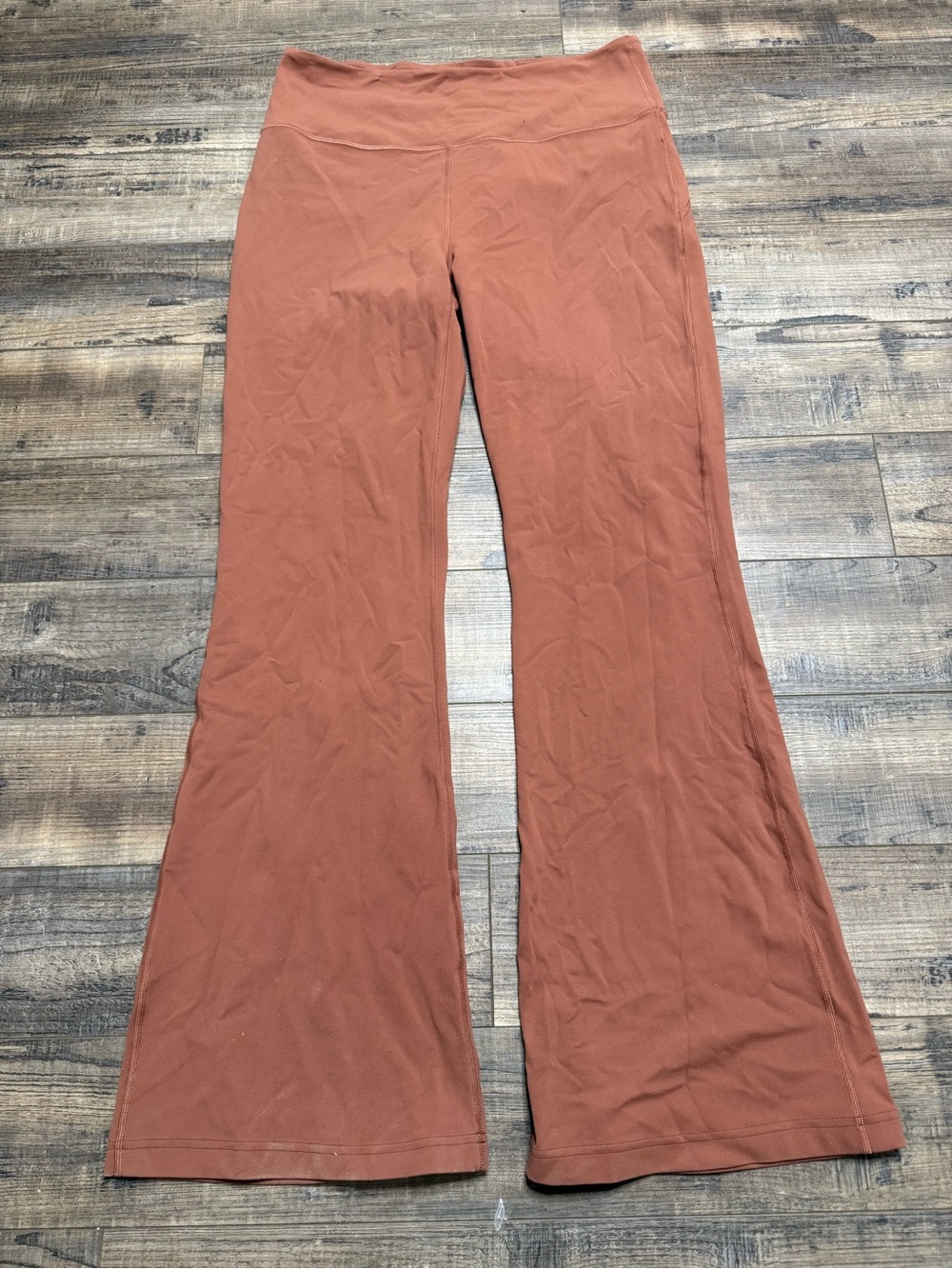 Lululemon Groove Super-High-Rise Flared Pant Nulu fabric Women's Size 14 LW5DKMS